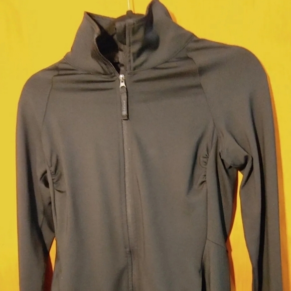 GAIAM - Picture 1 of 5